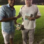 Geschenk eines Arabisch-Deutsch-Wörterbuch